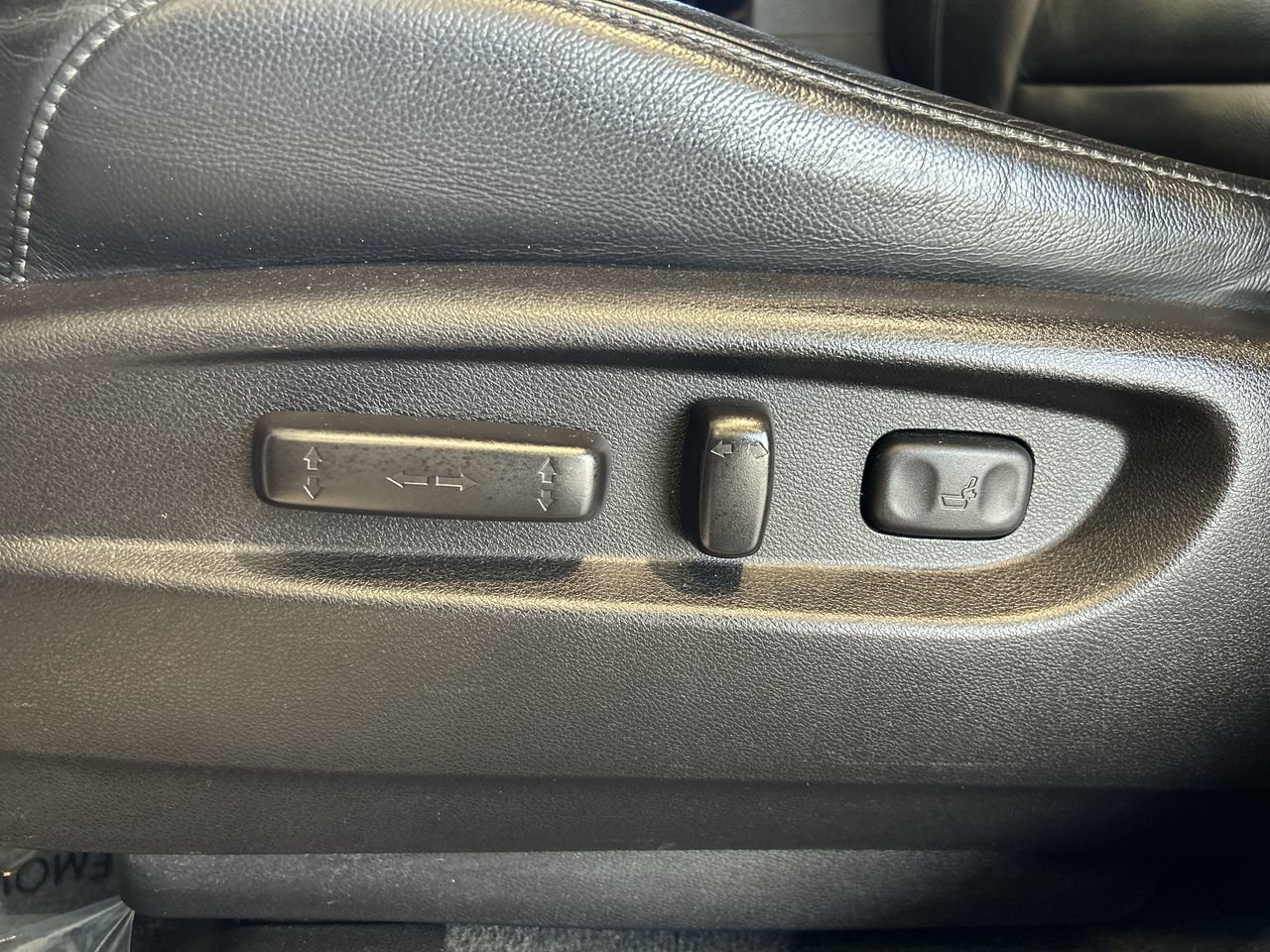 Used 2016 White Diamond (Pearl) Acura Tech image 20