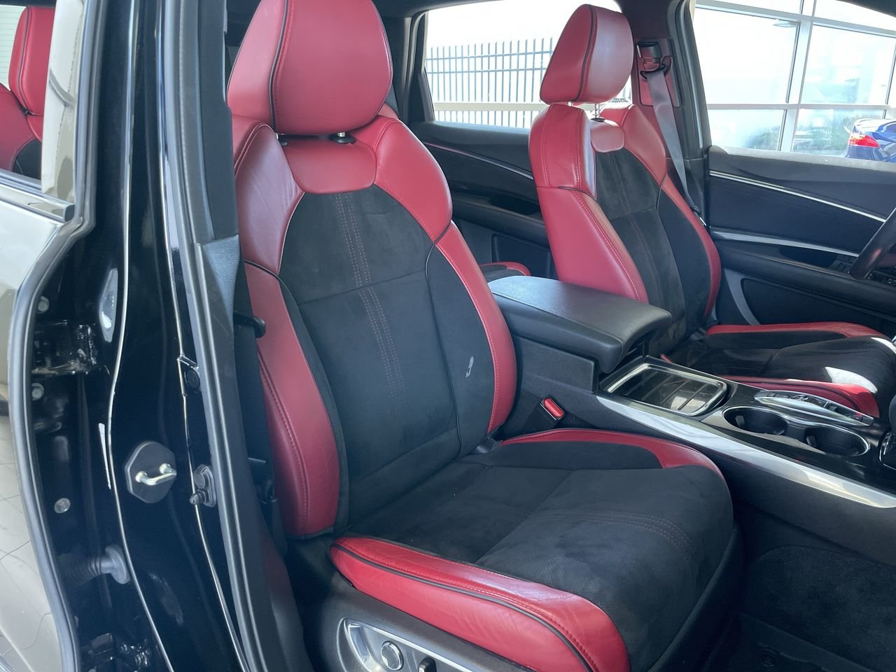 Certified Used 2020 Majestic Black Pearl Acura A-Spec image 34