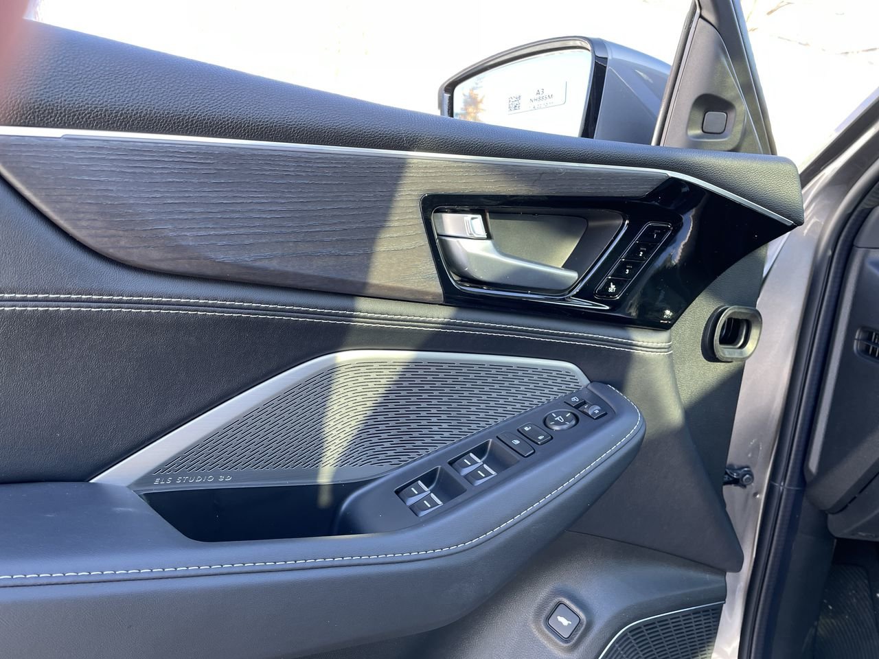 New 2023 Majestic Black Pearl Acura Platinum Elite image 22