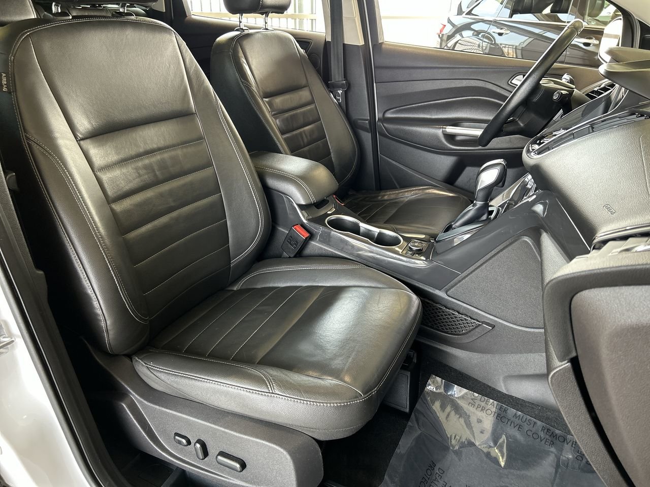 Used 2016 Oxford White Ford Titanium - 4WD image 33