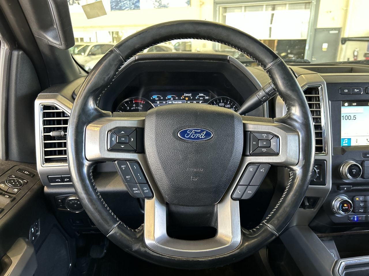 Used 2017 Shadow Black Ford 4x4 - Crew Cab SRW Platinum - 160 WB image 22