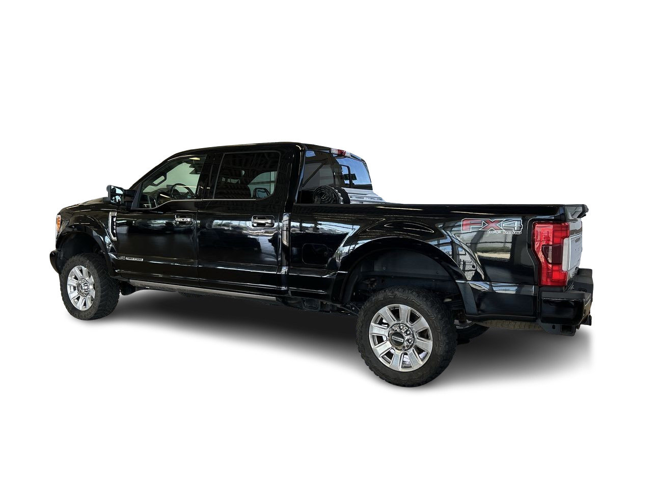 Used 2017 Shadow Black Ford 4x4 - Crew Cab SRW Platinum - 160 WB image 8
