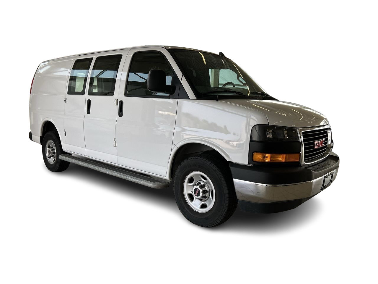 Used 2020 Summit White GMC 135 Wheelbase image 17