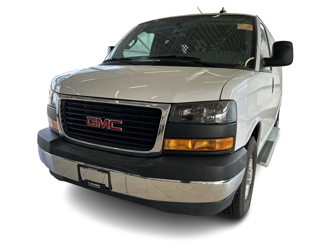 Used 2020 Summit White GMC 135 Wheelbase image 4