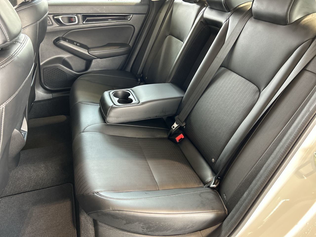 Used 2022 Platinum White Pearl Honda Sedan Touring CVT image 31