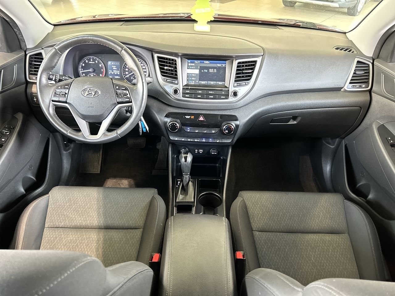 Used 2018 Ruby Wine Hyundai AWD 2.0L Premium image 28