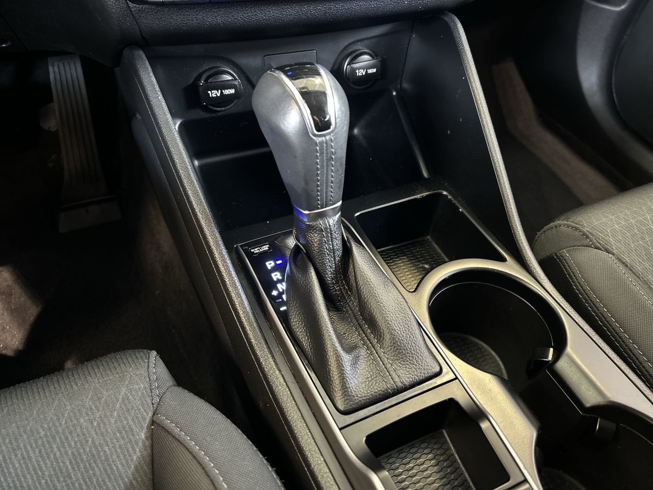 Used 2018 Ruby Wine Hyundai AWD 2.0L Premium image 27