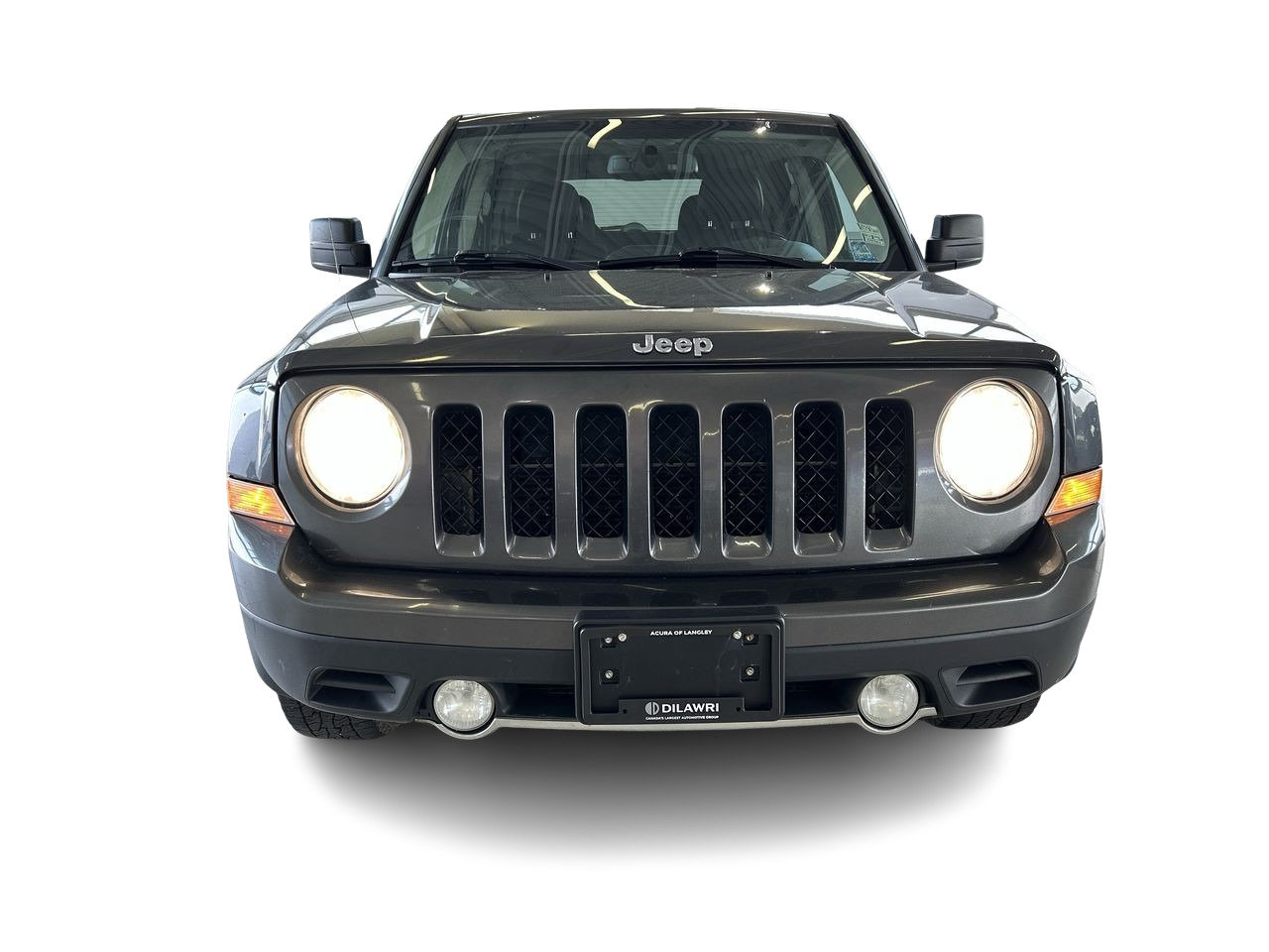 Used 2017 Granite Crystal (MET) Jeep 4x4 Sport / North image 3