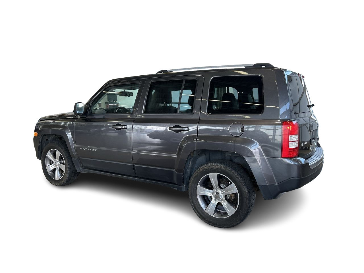Used 2017 Granite Crystal (MET) Jeep 4x4 Sport / North image 8