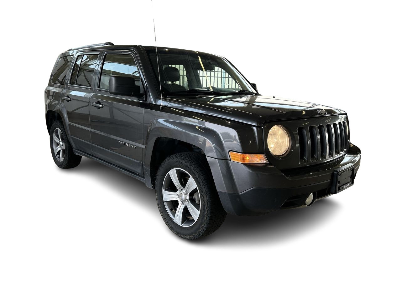 Used 2017 Granite Crystal (MET) Jeep 4x4 Sport / North image 17