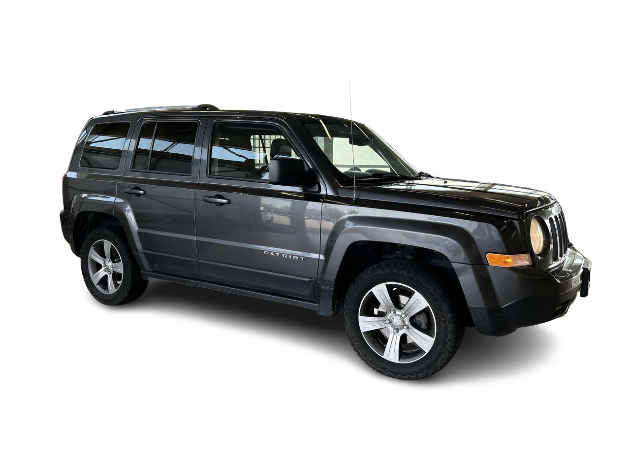Used 2017 Granite Crystal (MET) Jeep 4x4 Sport / North image 16