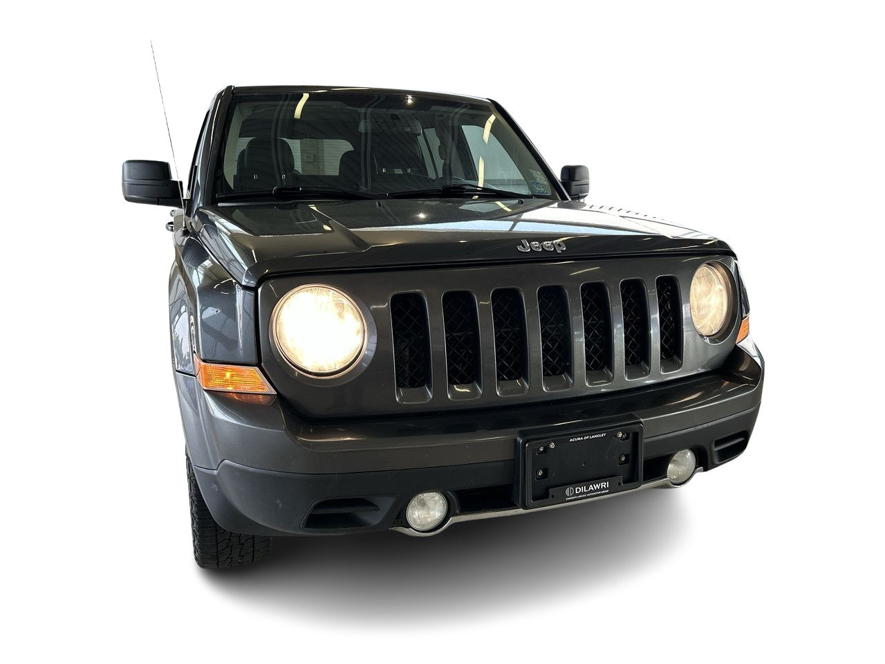 Used 2017 Granite Crystal (MET) Jeep 4x4 Sport / North image 2