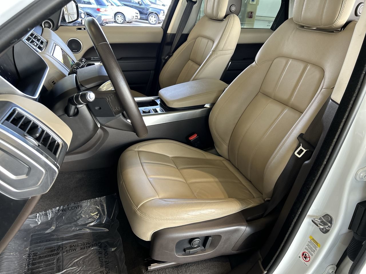 Used 2021 Fuji White Land Rover V6 Td6 SE image 19