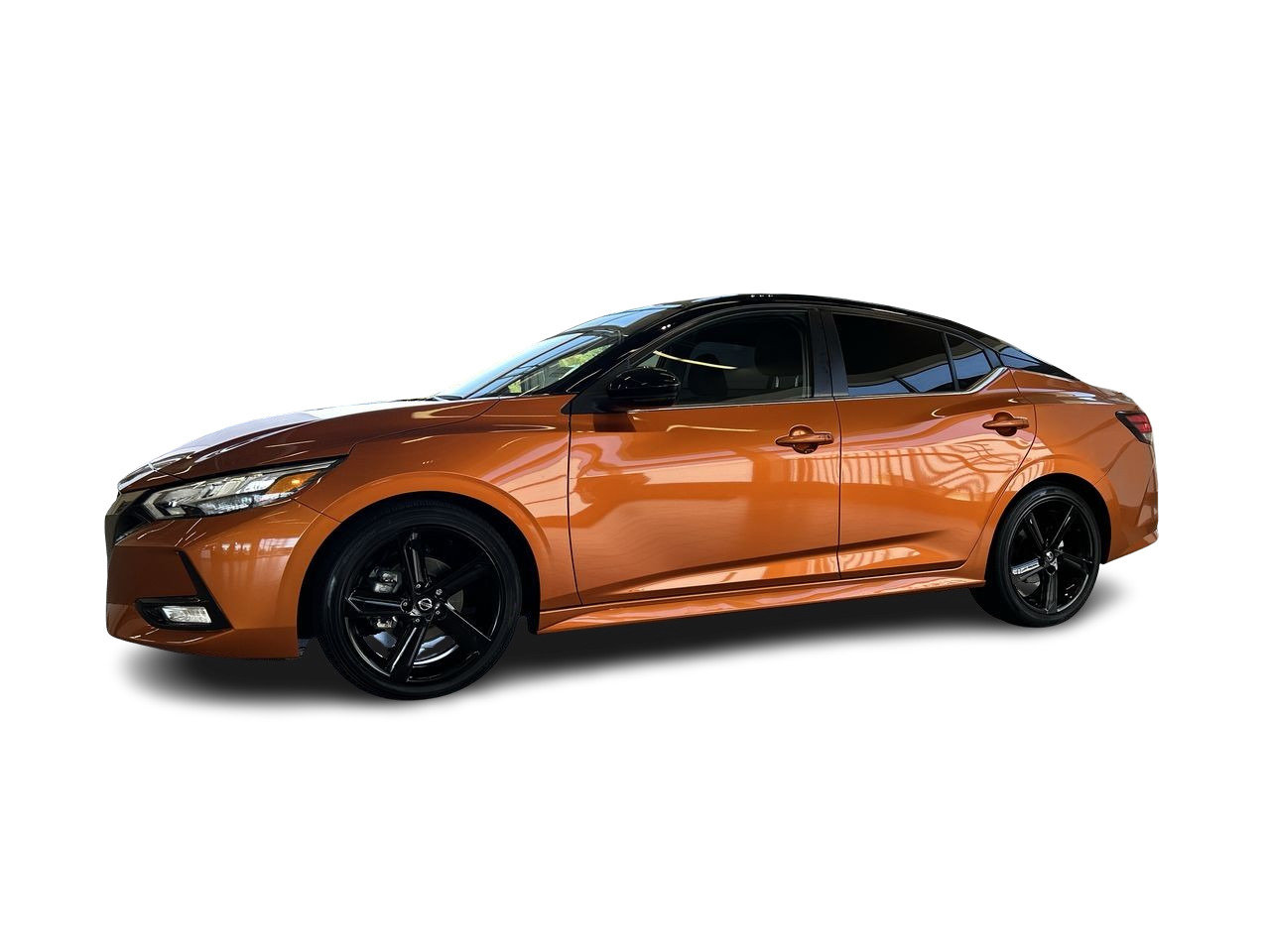 Used 2022 2 tone Super Black/Monarch Orange Met Nissan SR CVT image 6