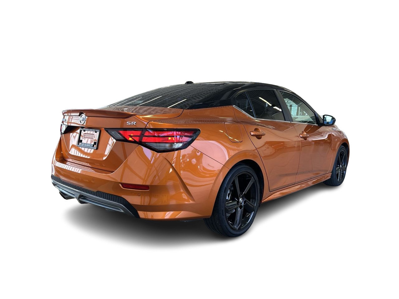 Used 2022 2 tone Super Black/Monarch Orange Met Nissan SR CVT image 13