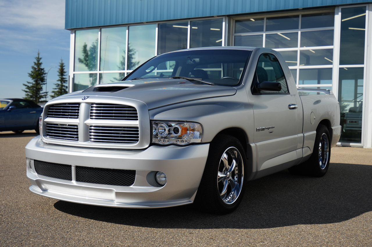  2004 Dodge RAM 1500 Pickup Truck Rear-Wheel Drive Manual