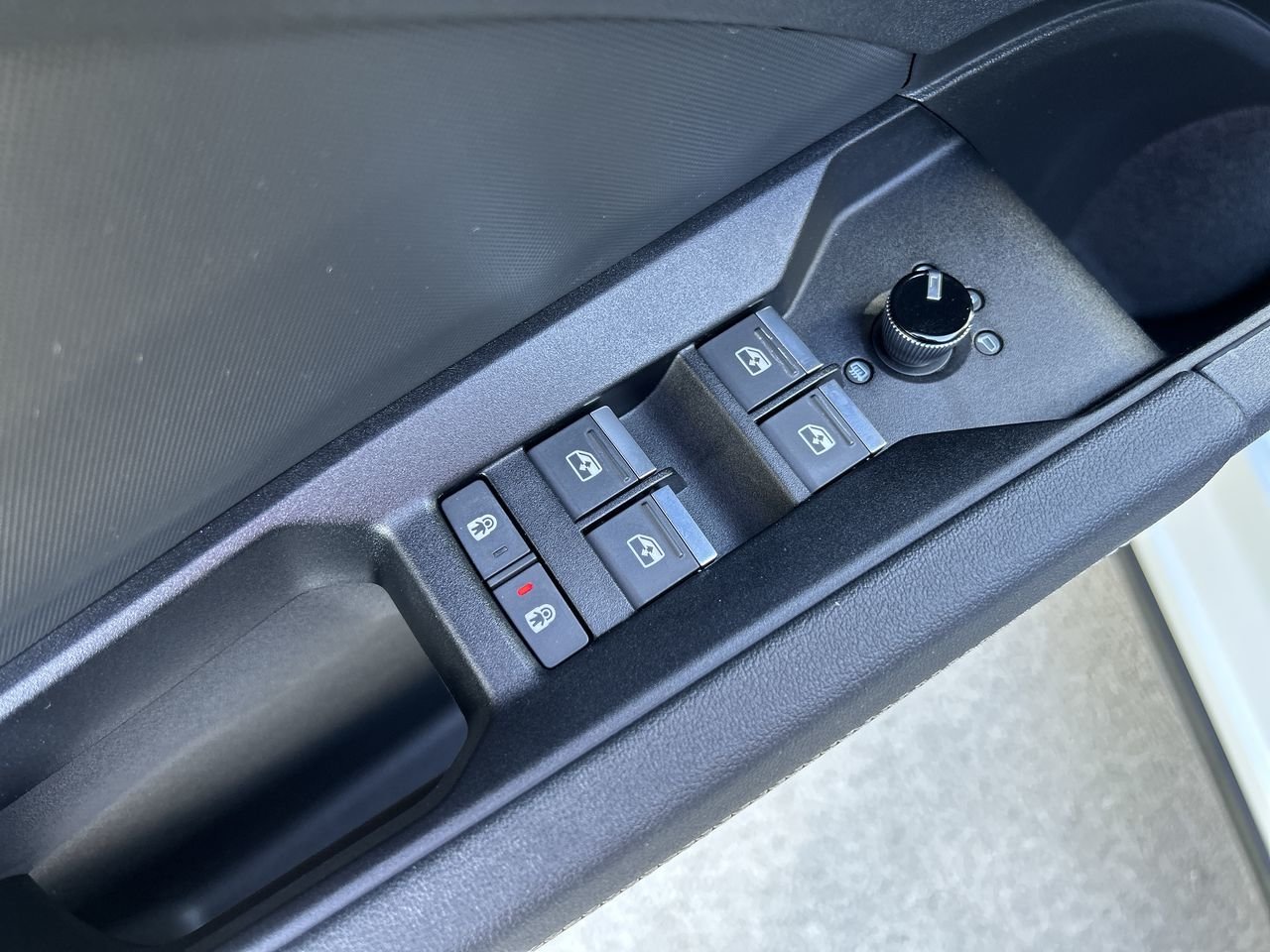 2024 Audi Q4 e-tron 50, Toronto, Cash