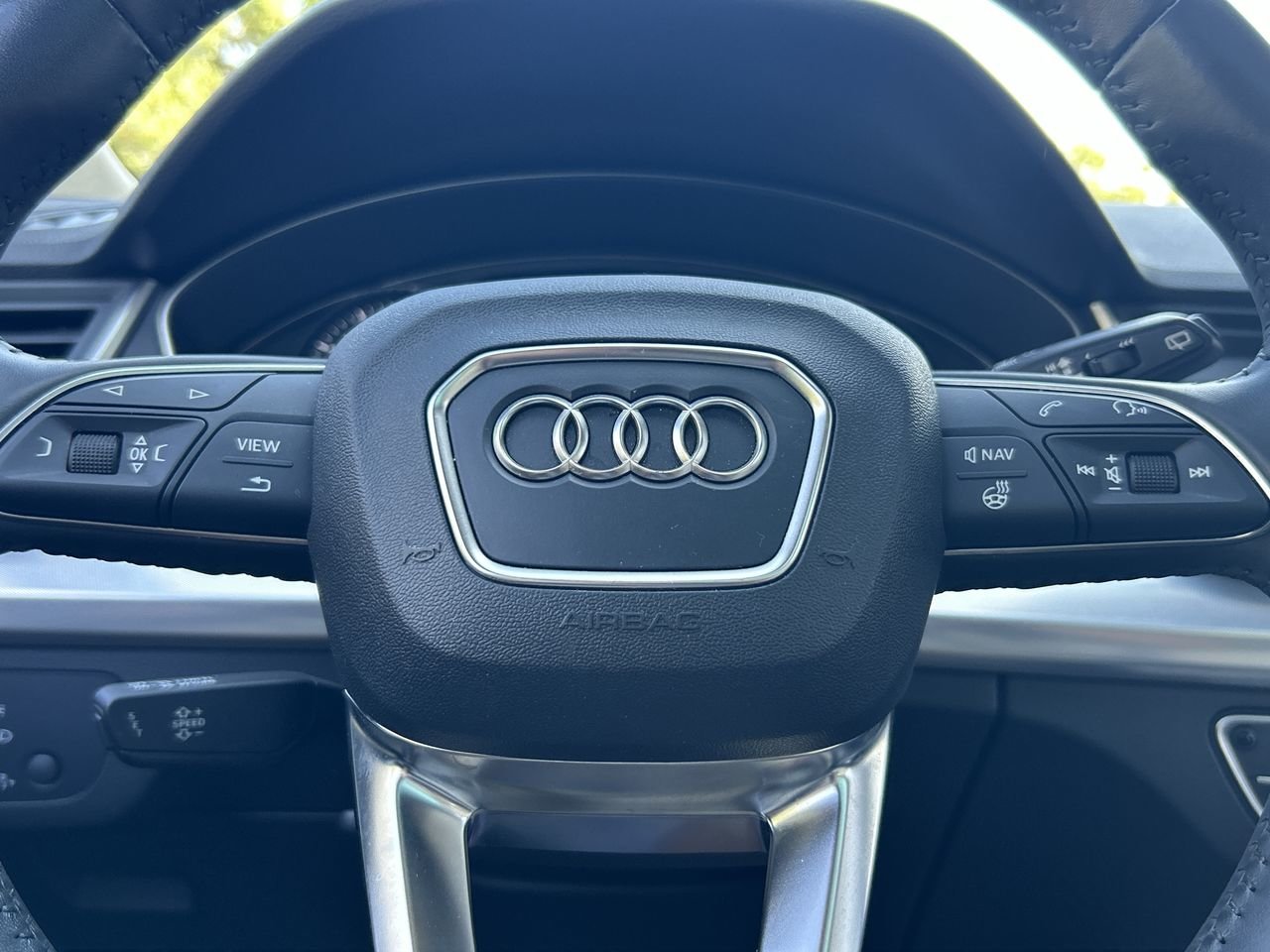 Used 2019 Navarra Blue Met Audi Progressiv image 22