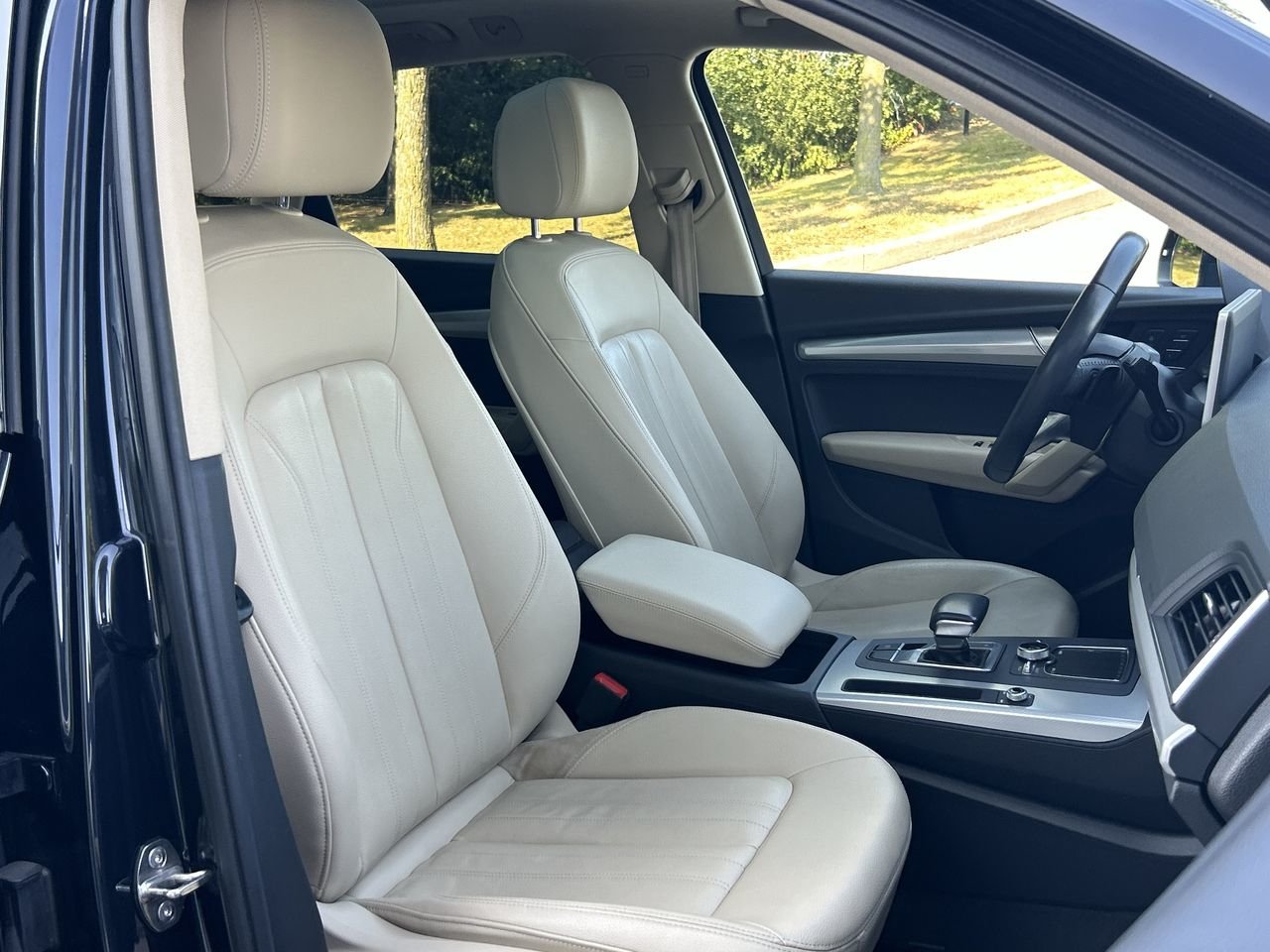 Used 2019 Navarra Blue Met Audi Progressiv image 33