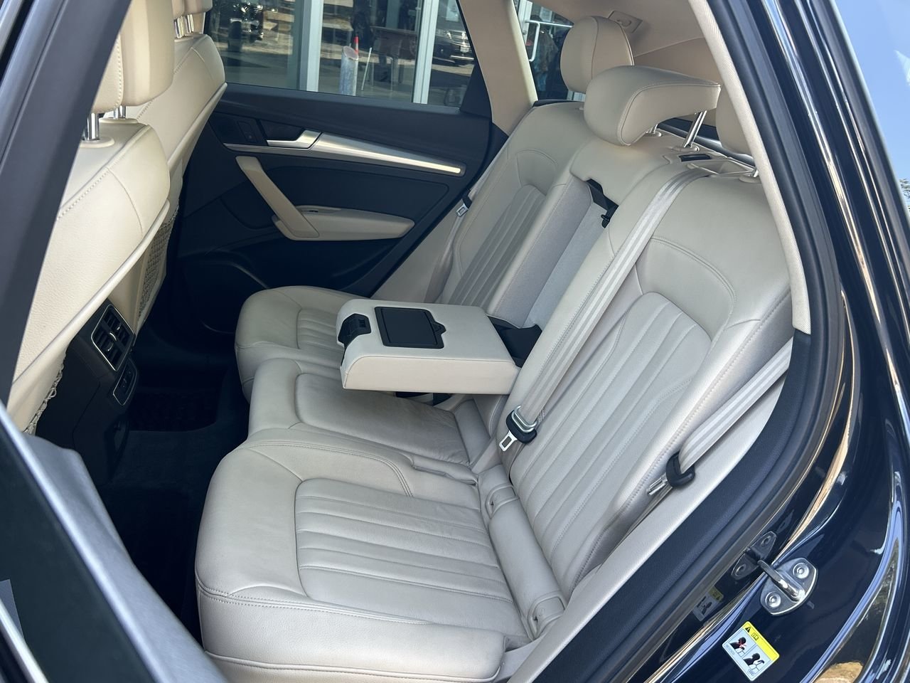 Used 2019 Navarra Blue Met Audi Progressiv image 31