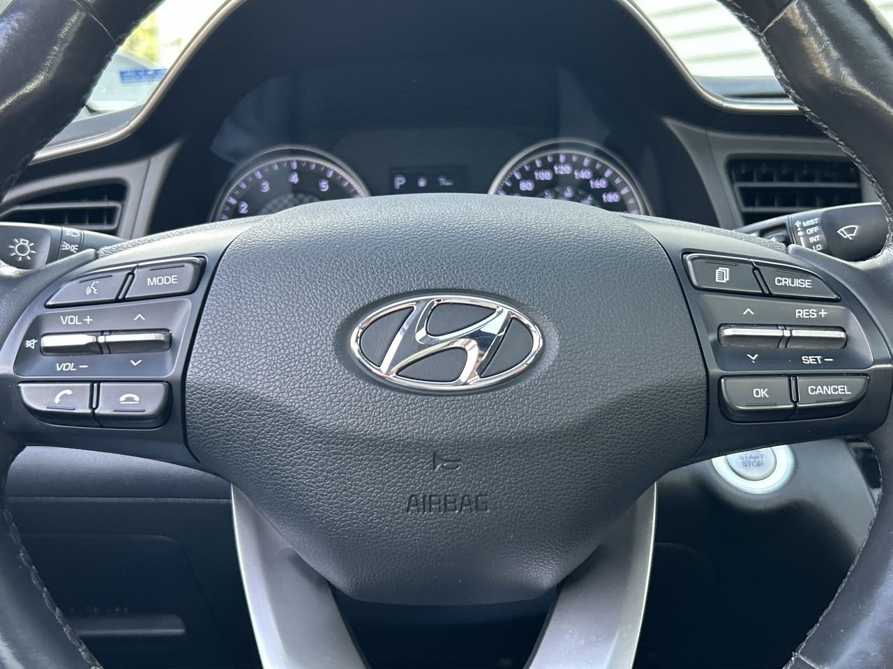 Used 2019  Hyundai Preferred image 22
