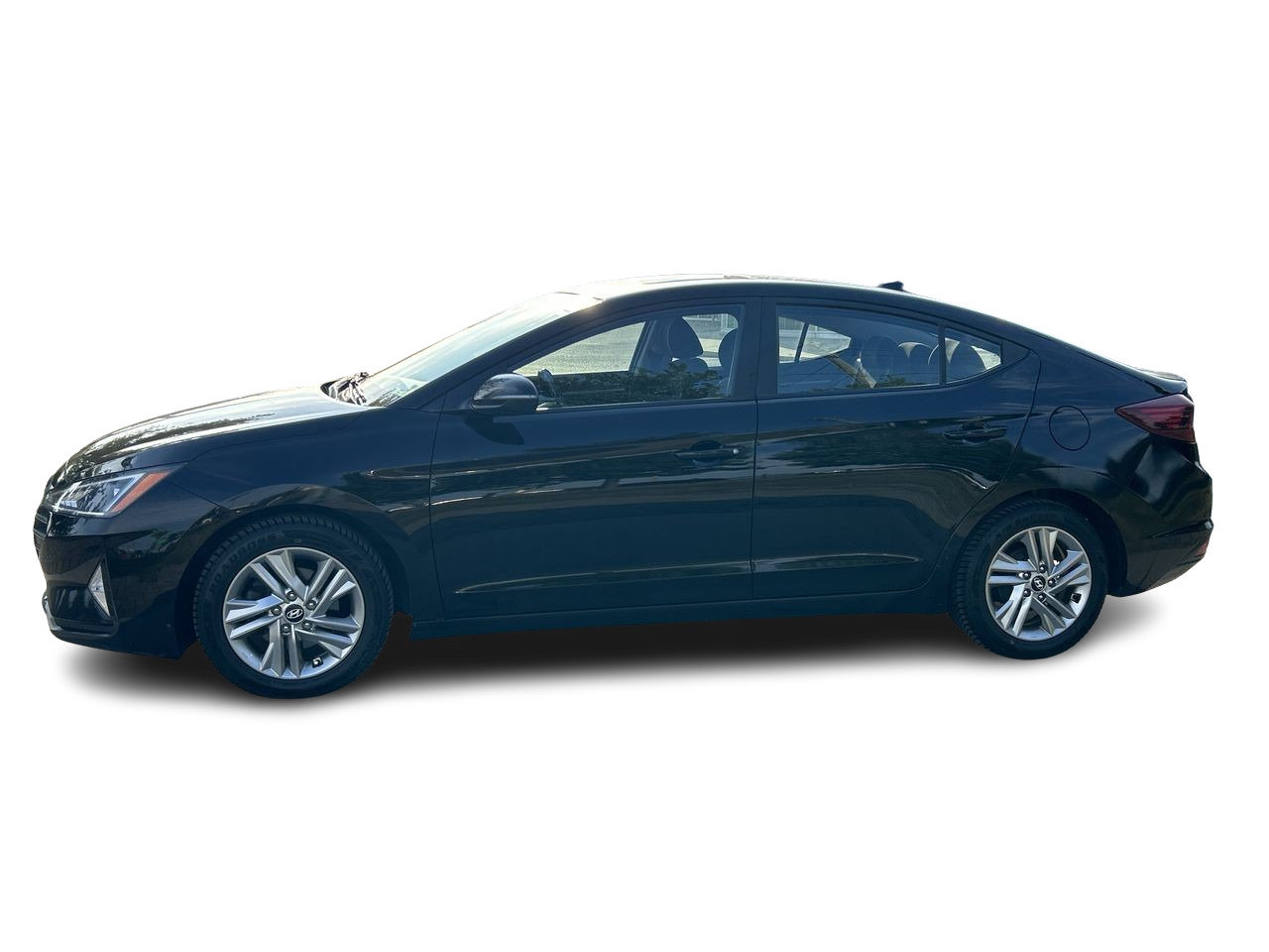 Used 2019  Hyundai Preferred image 4
