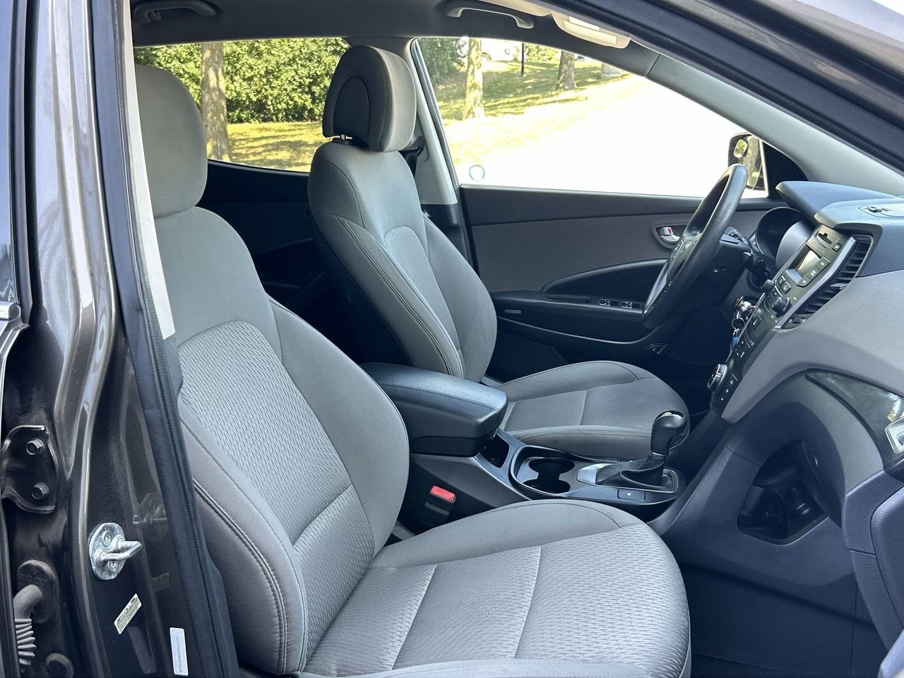 Used 2013 BROWN Hyundai GL image 30