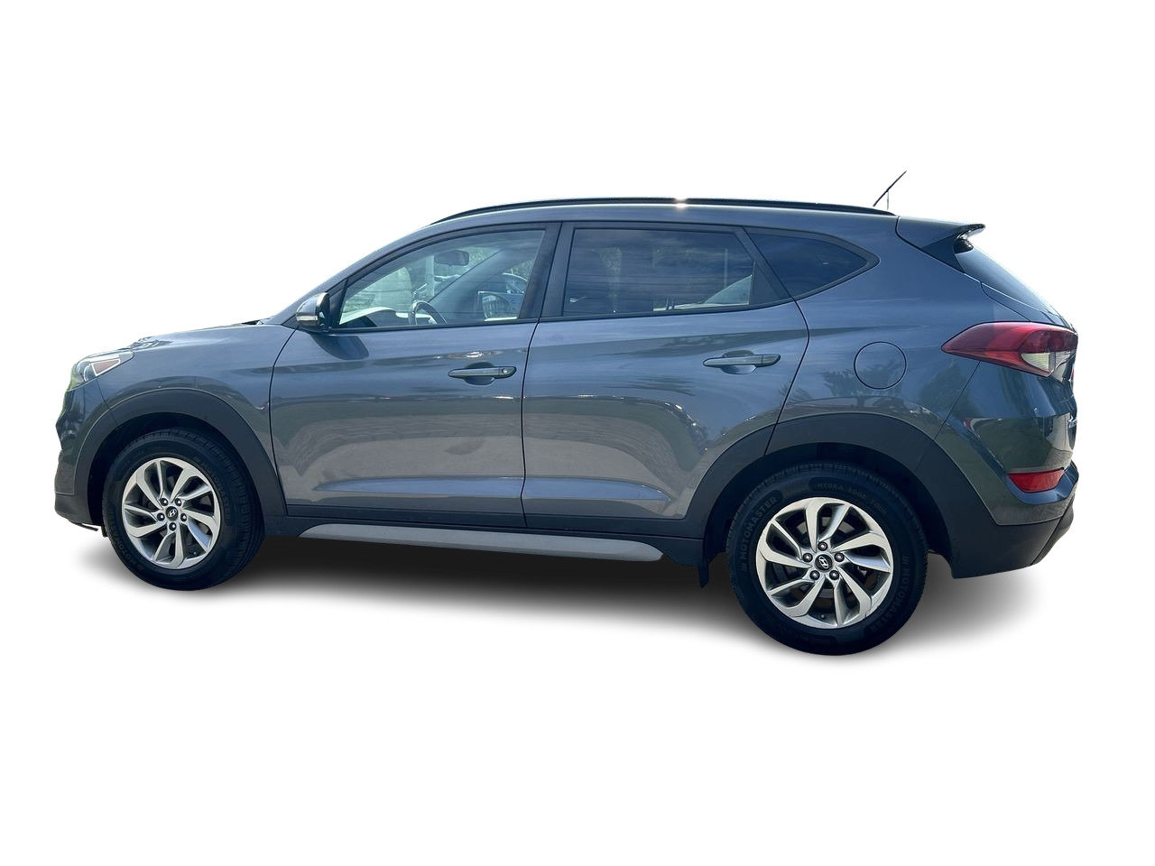 Used 2017  Hyundai SE image 6