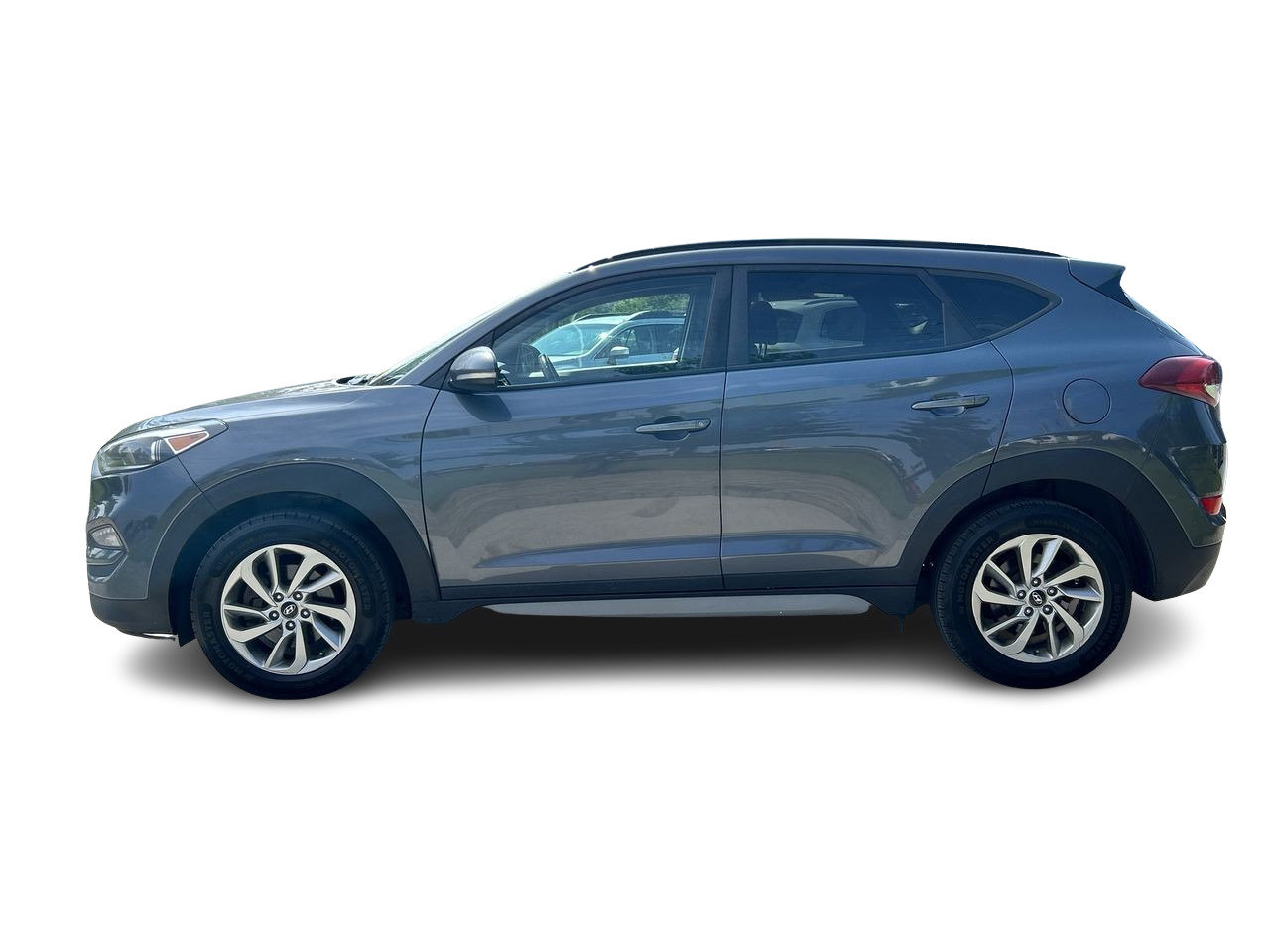 Used 2017  Hyundai SE image 5