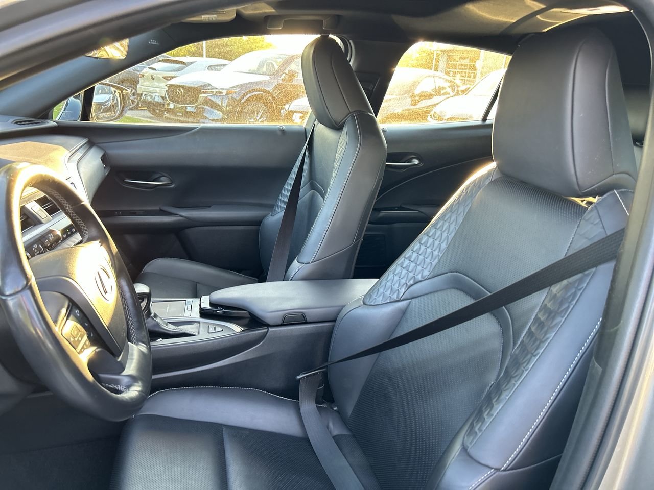 2020 Lexus UX 250h AWD, 多伦多, 全款车