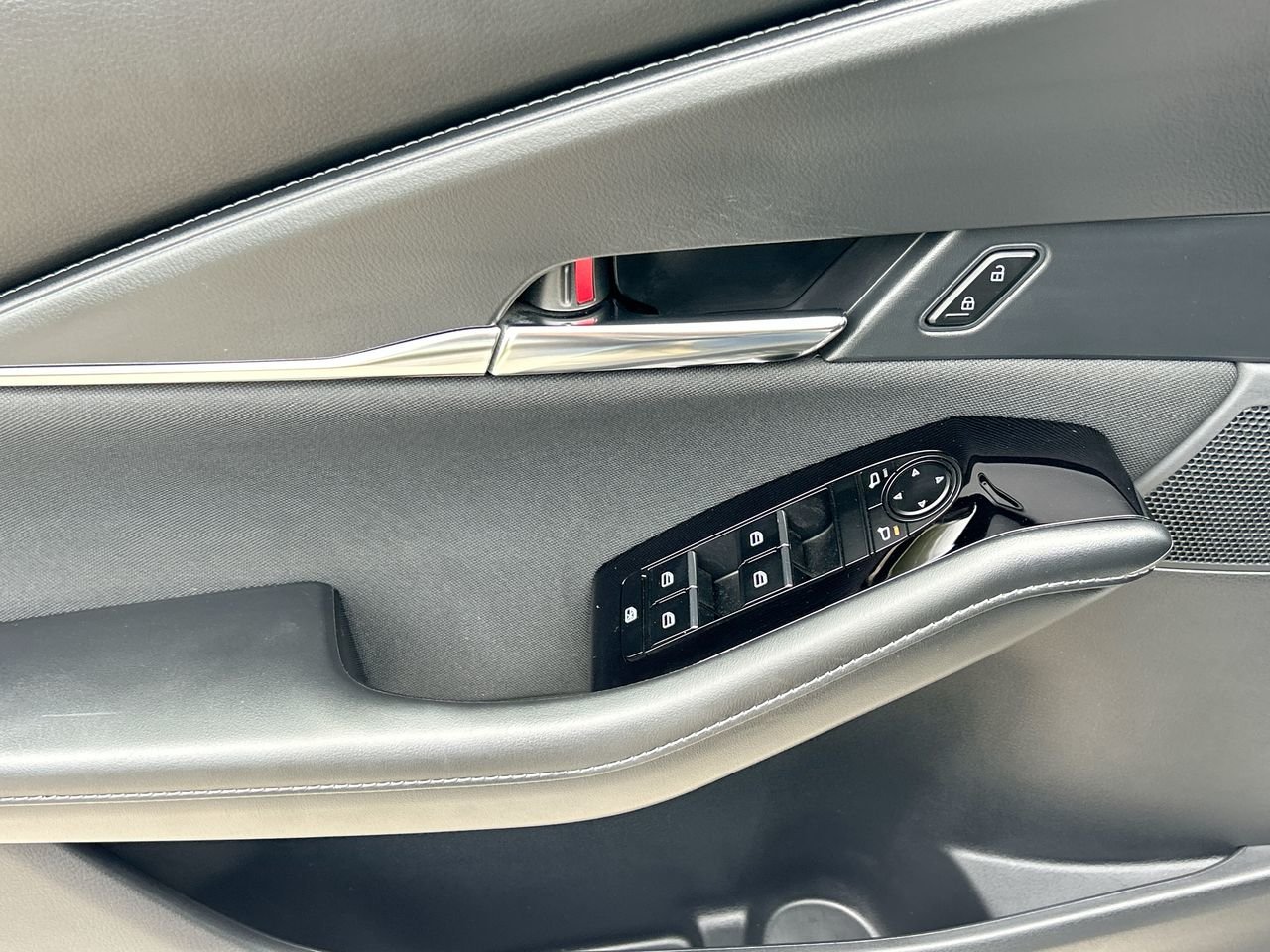 2023 Mazda CX-30 GS, Toronto, Cash