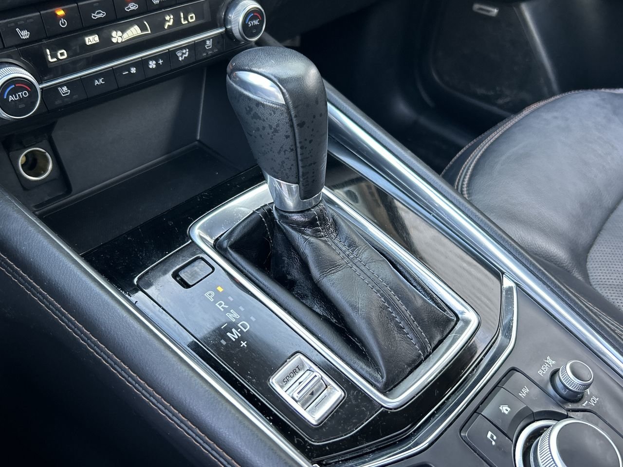 Used 2020 White Mazda GT image 28