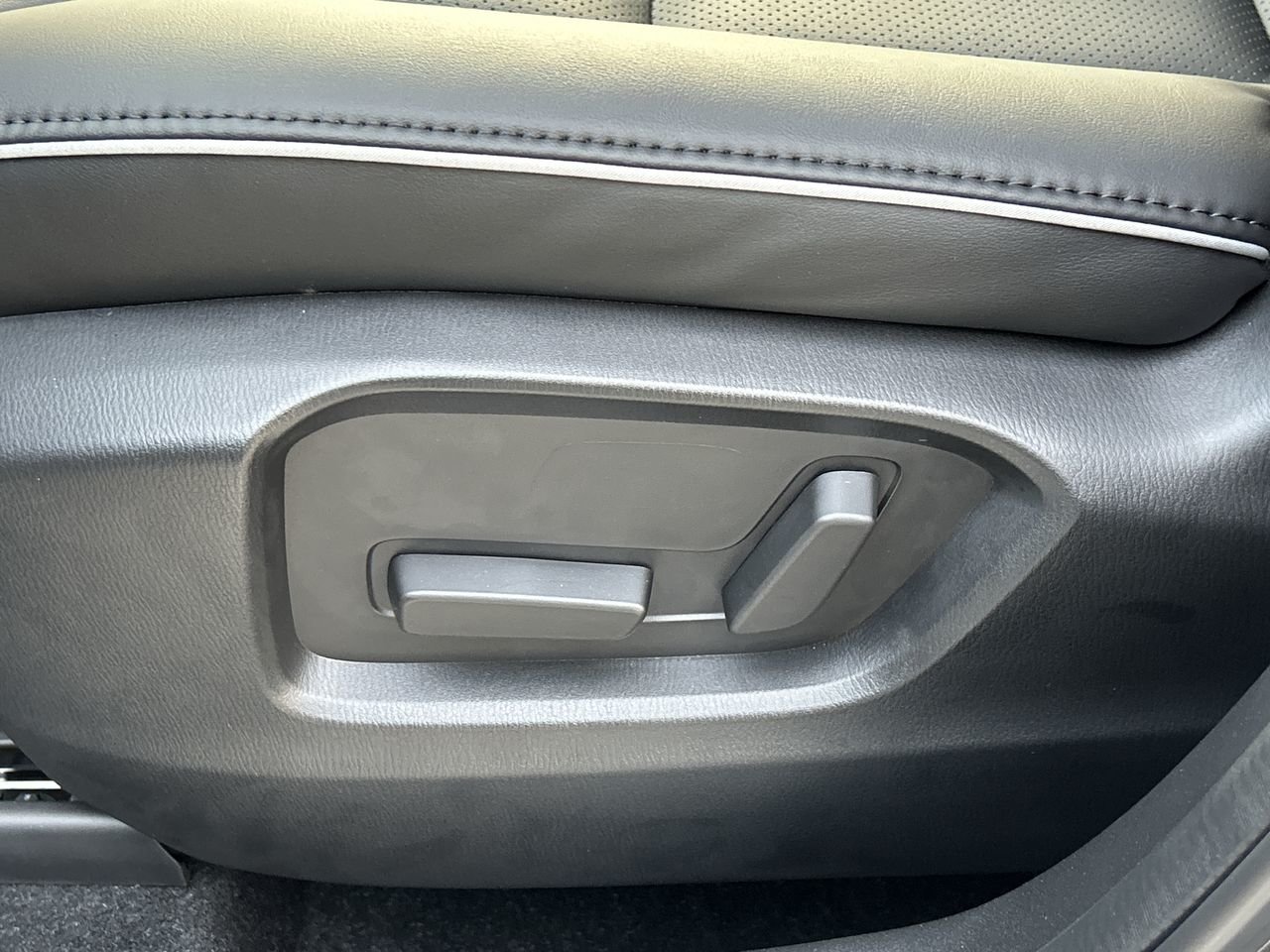 2025 Mazda CX-5 GS, Toronto, Cash