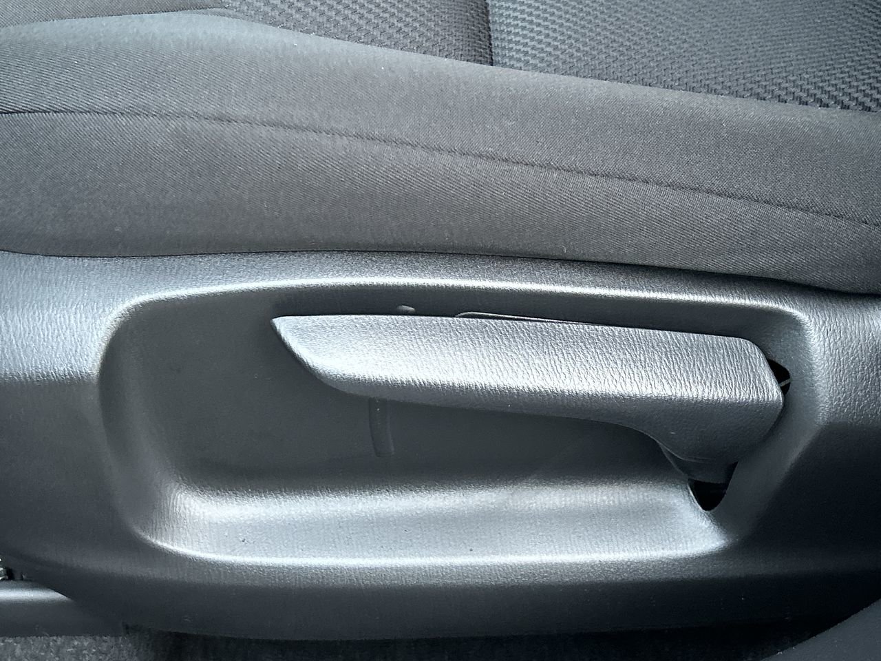 2025 Mazda CX-5 GX, Toronto, Cash