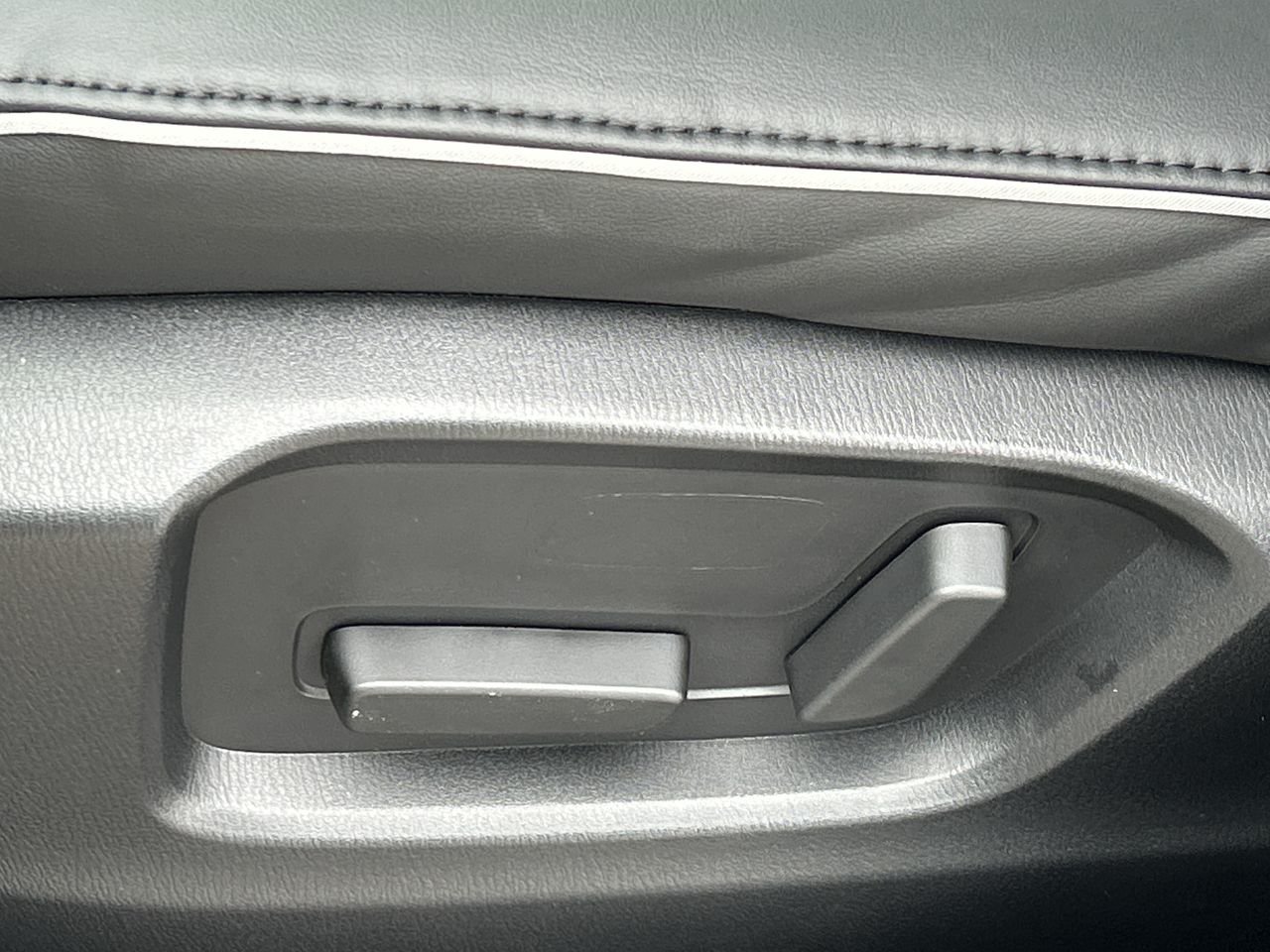 2025 Mazda CX-5 GS, Toronto, Cash