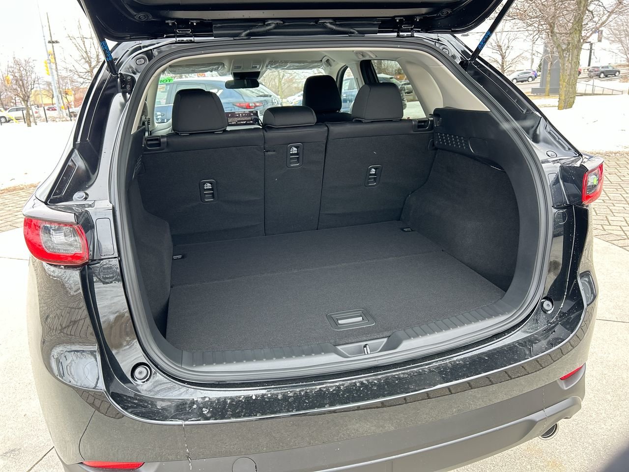 2025 Mazda CX-5 GX, Toronto, Cash