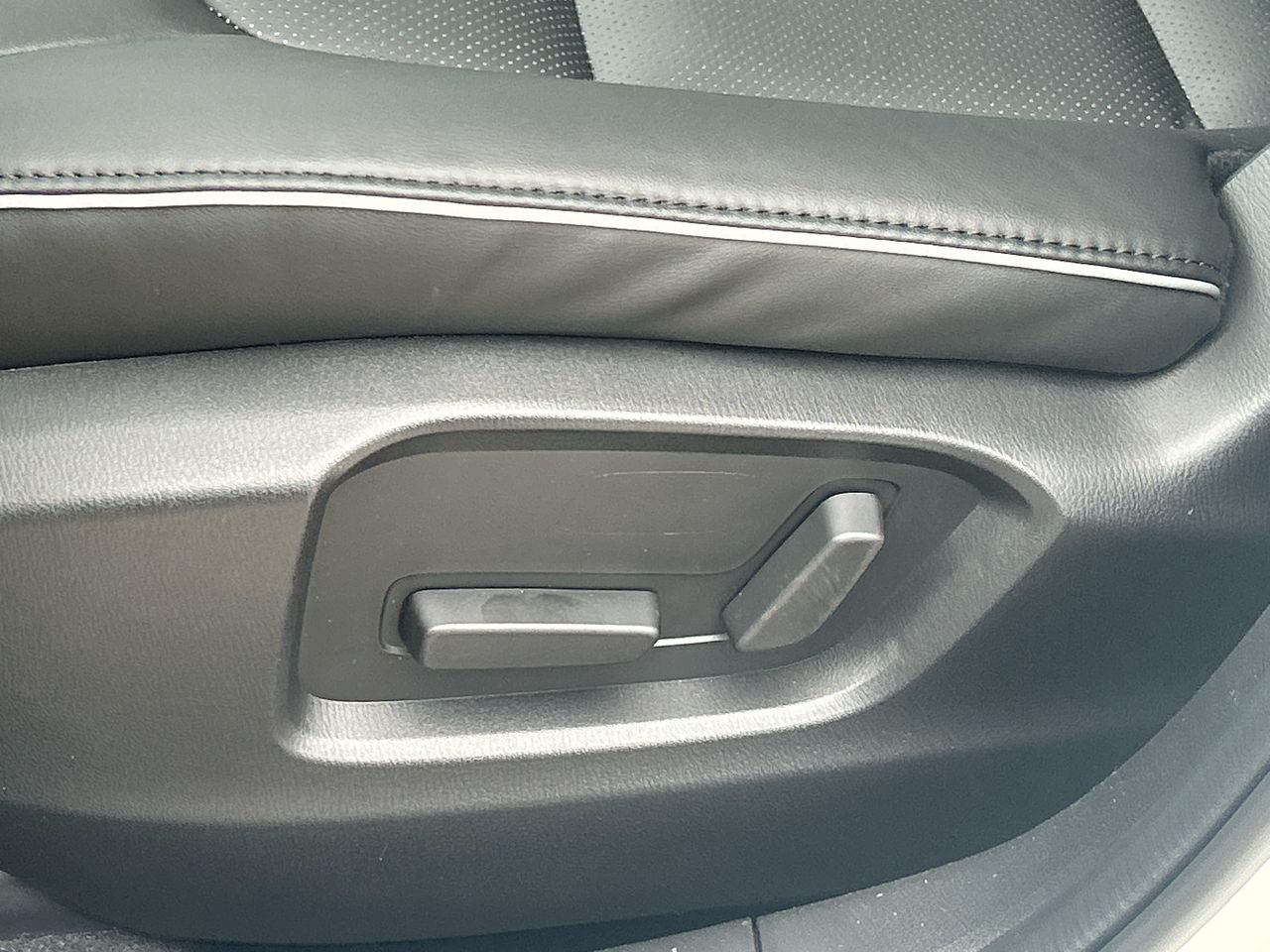 2025 Mazda CX-5 GS, Toronto, Cash