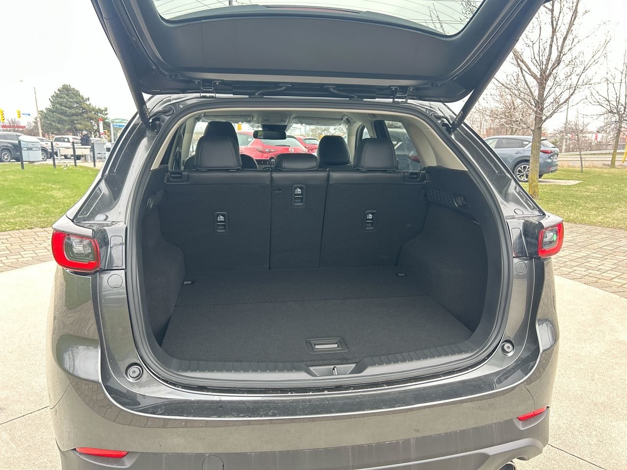 2025 Mazda CX-5 GS, Toronto, Cash