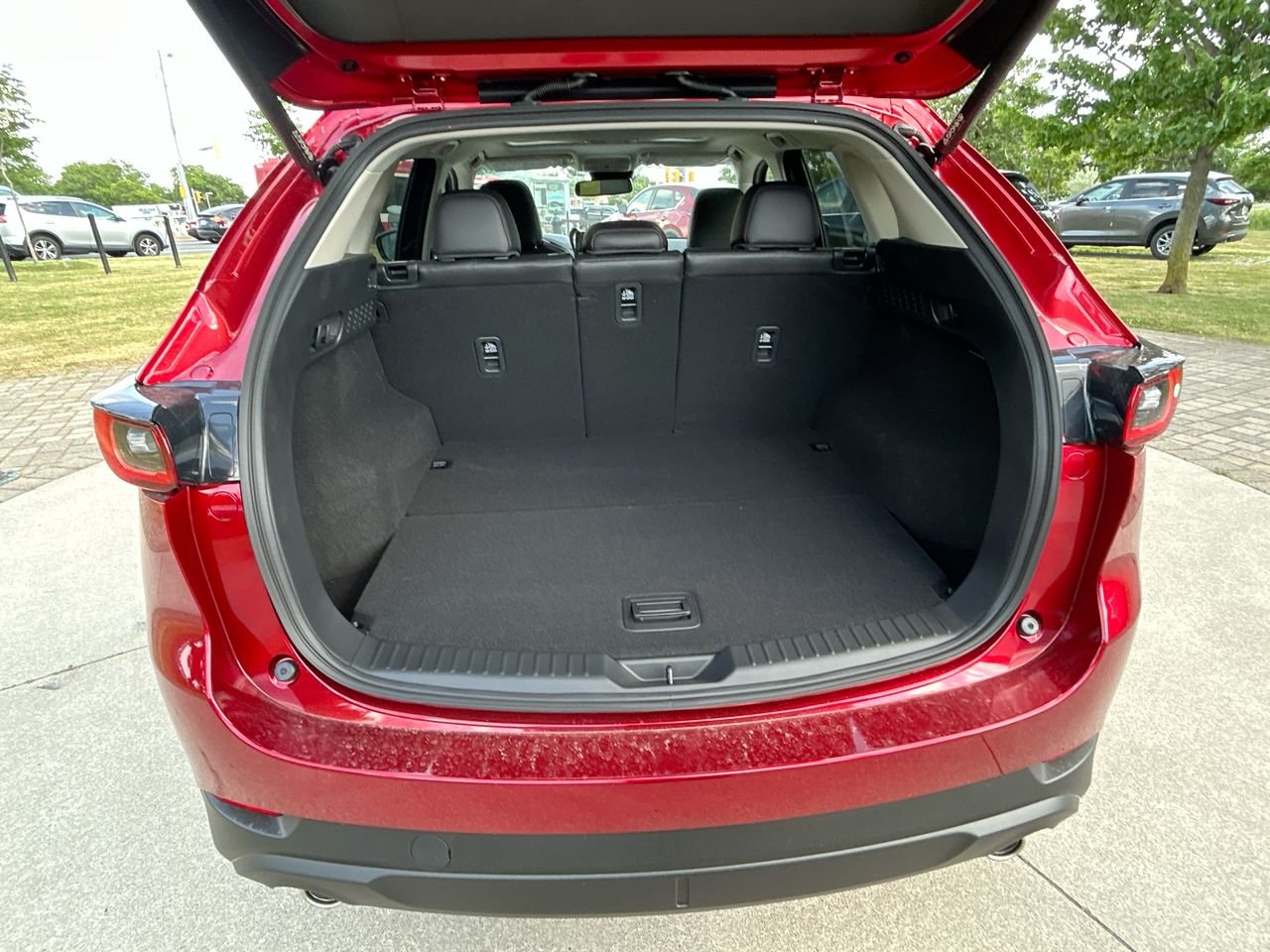 2025 Mazda CX-5 Kuro, Toronto, Cash