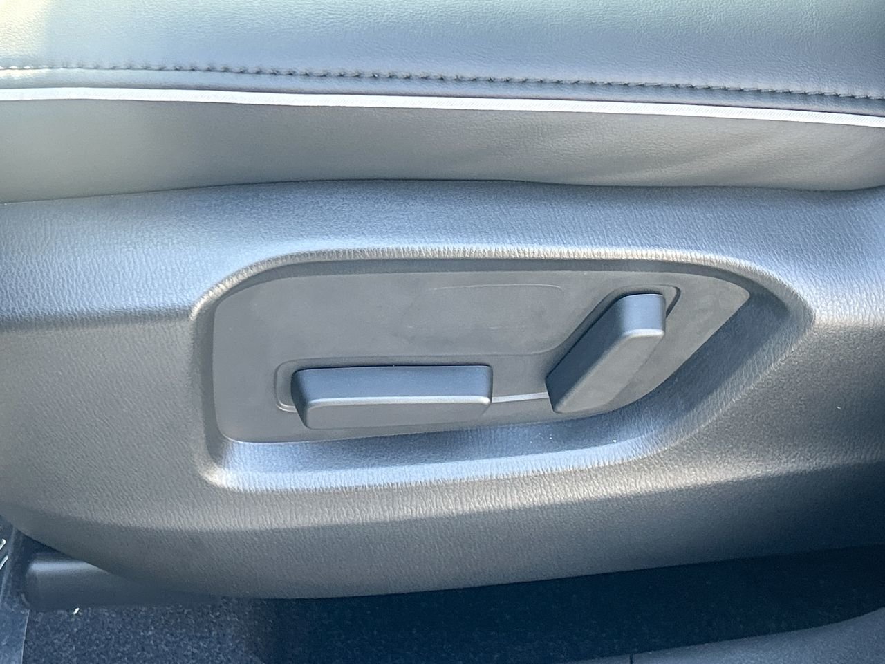 2025 Mazda CX-5 GS, Toronto, Cash