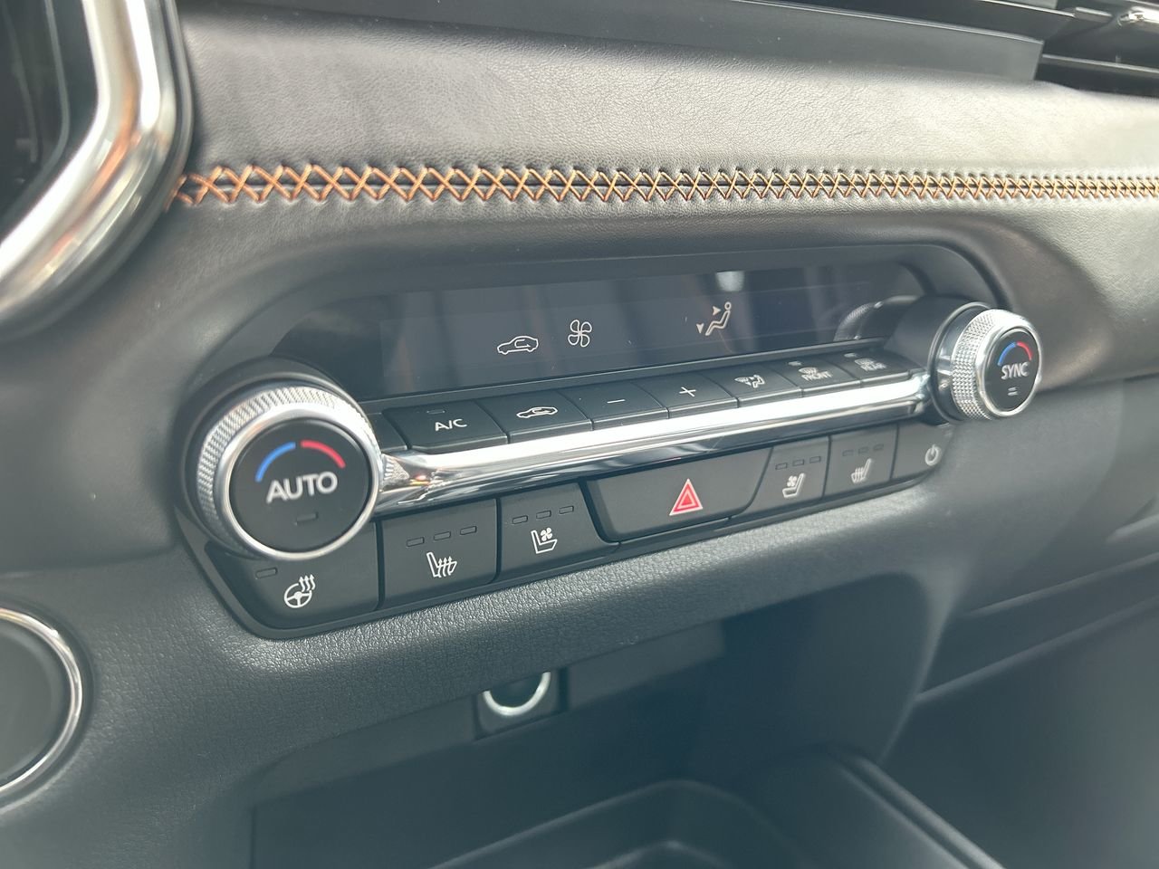 2025 Mazda CX-50 Hybrid GT, Toronto, Cash