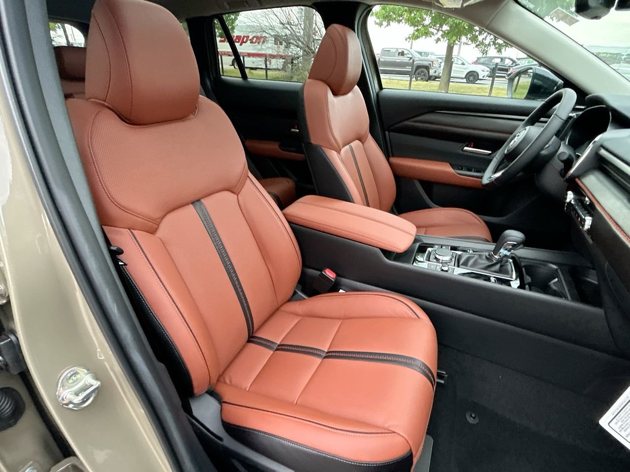 2025 Mazda CX-50 GT, Toronto, Cash