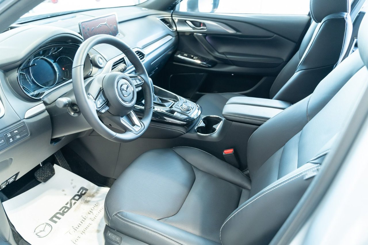New 2023 Sonic Silver Metallic Mazda GT image 7
