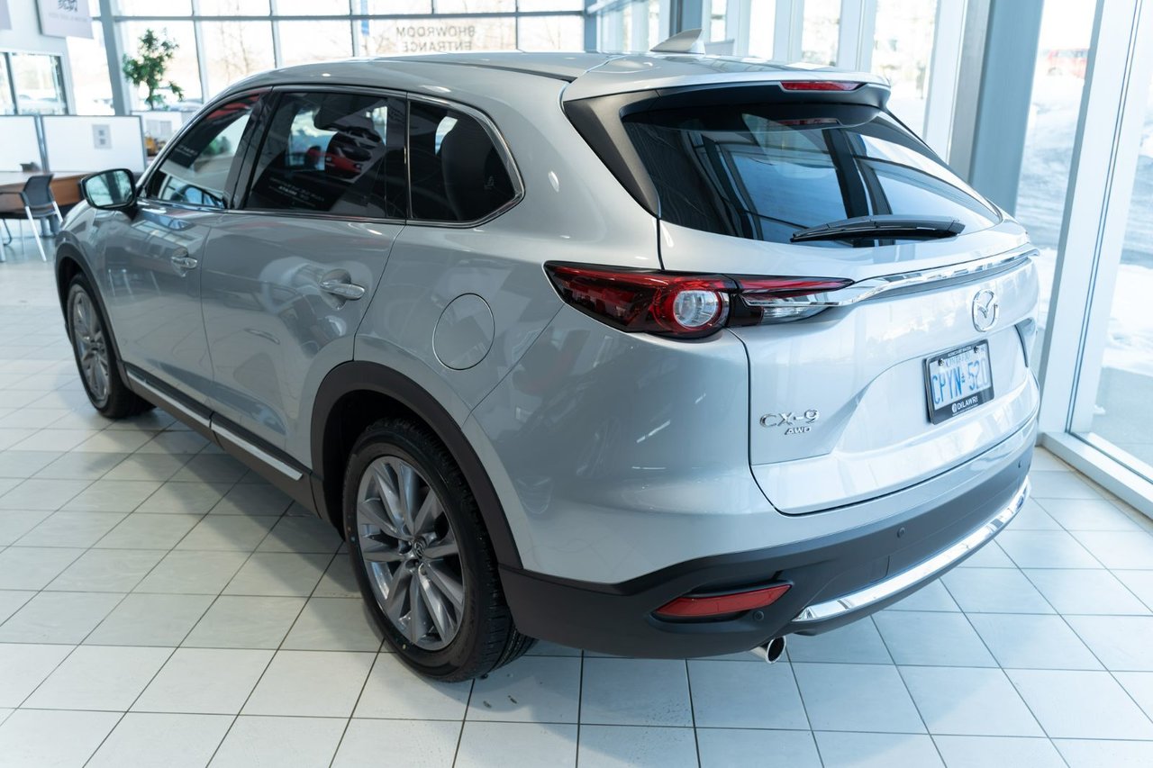 New 2023 Sonic Silver Metallic Mazda GT image 3