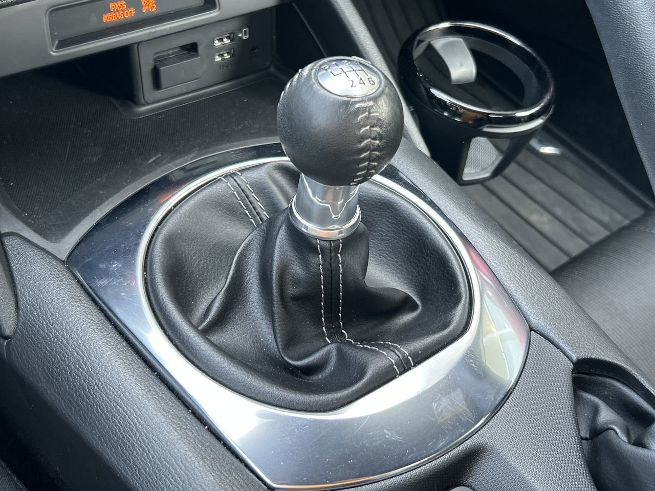 Used 2020  Mazda GS image 27