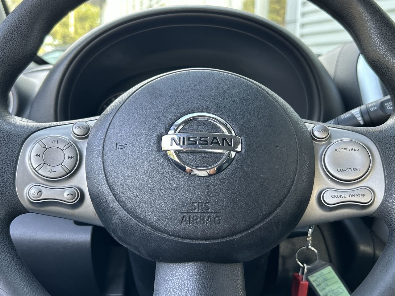 Used 2015 GRAY Nissan SV image 22