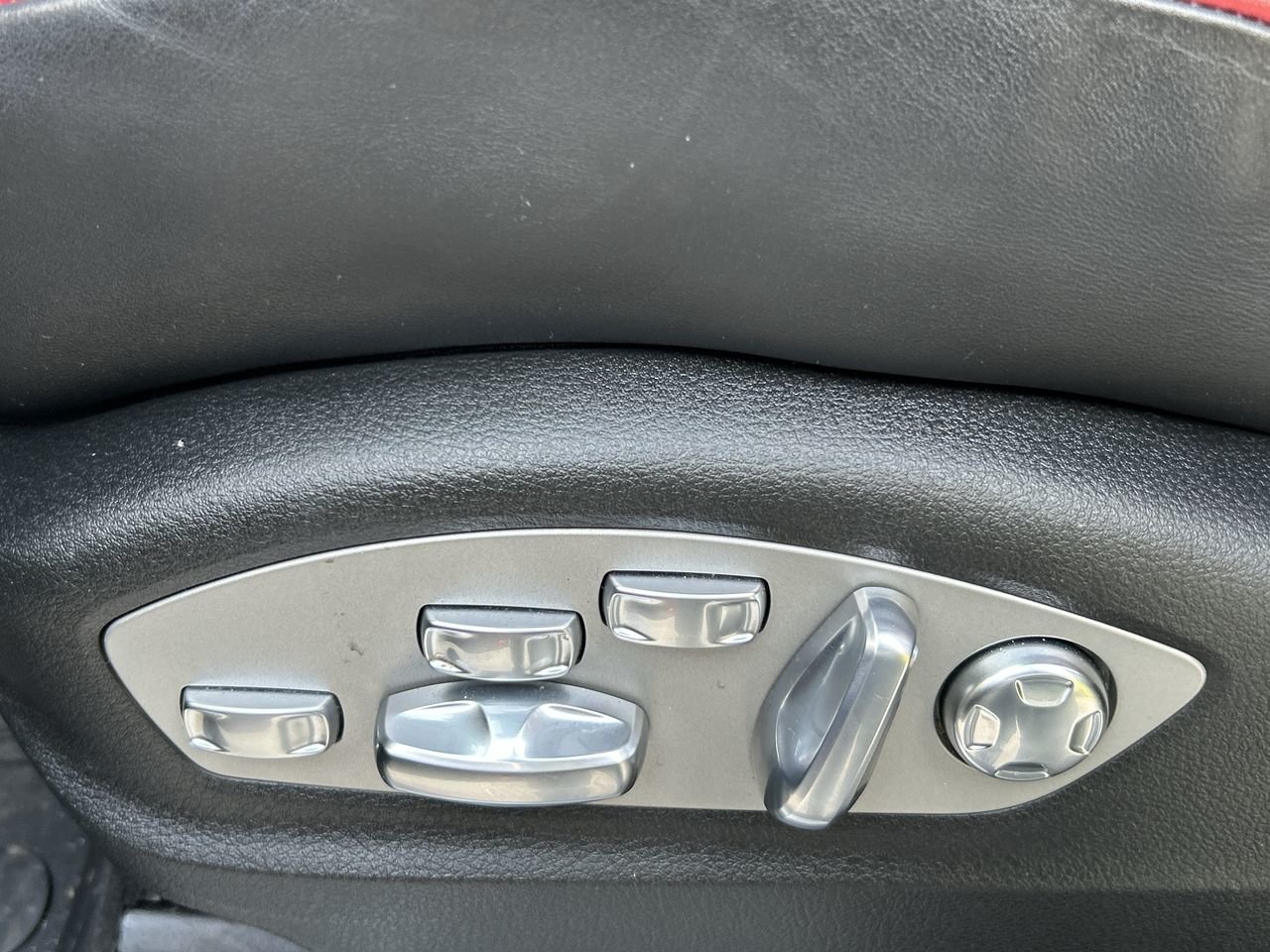 Used 2019 Jet Black Met Porsche S image 20