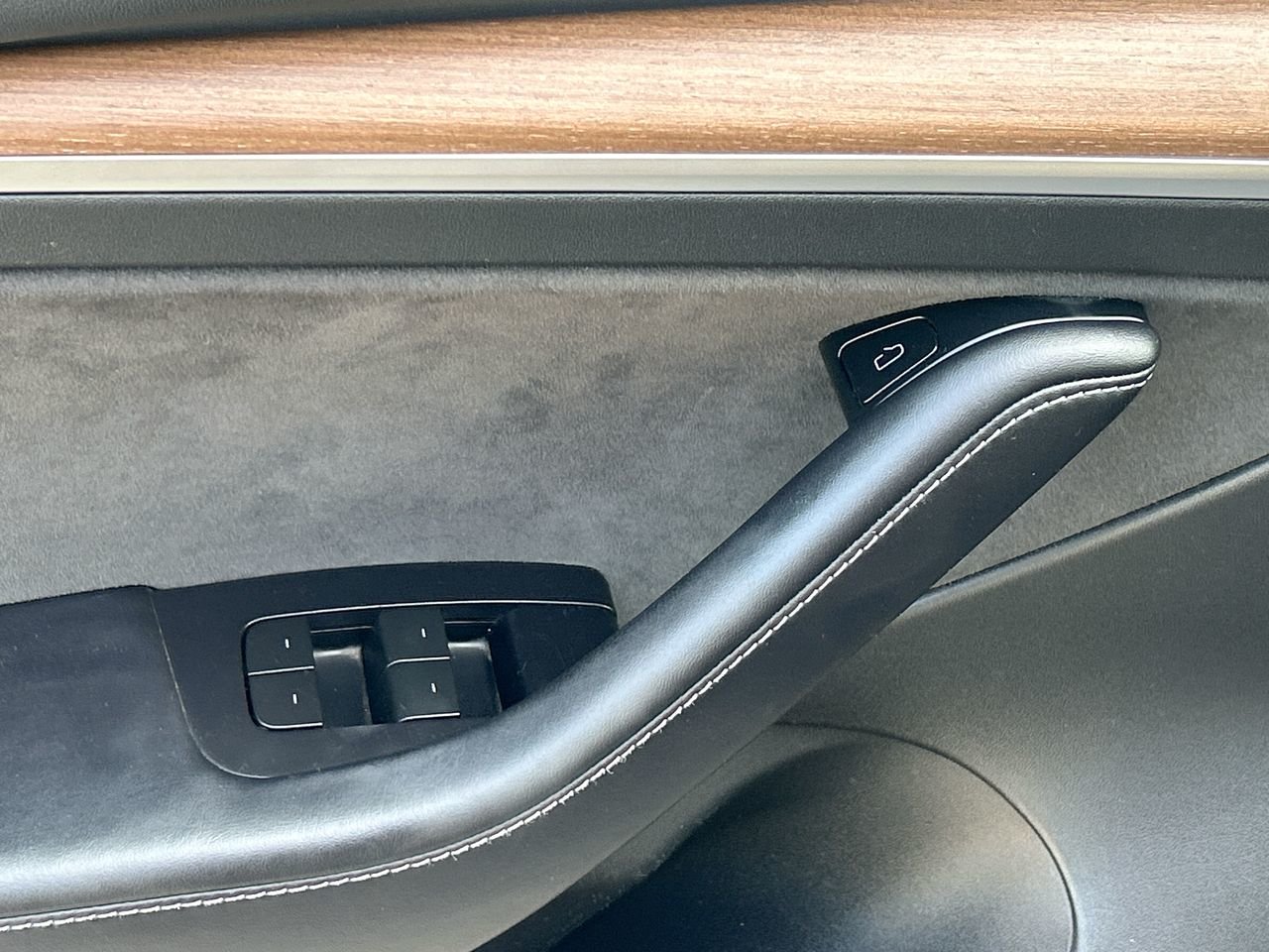 2022 Tesla Model 3 Long Range, Toronto, Cash