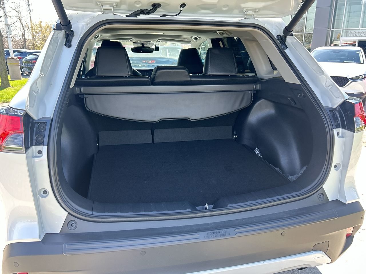 2023 Toyota Corolla Cross XLE, Toronto, Cash