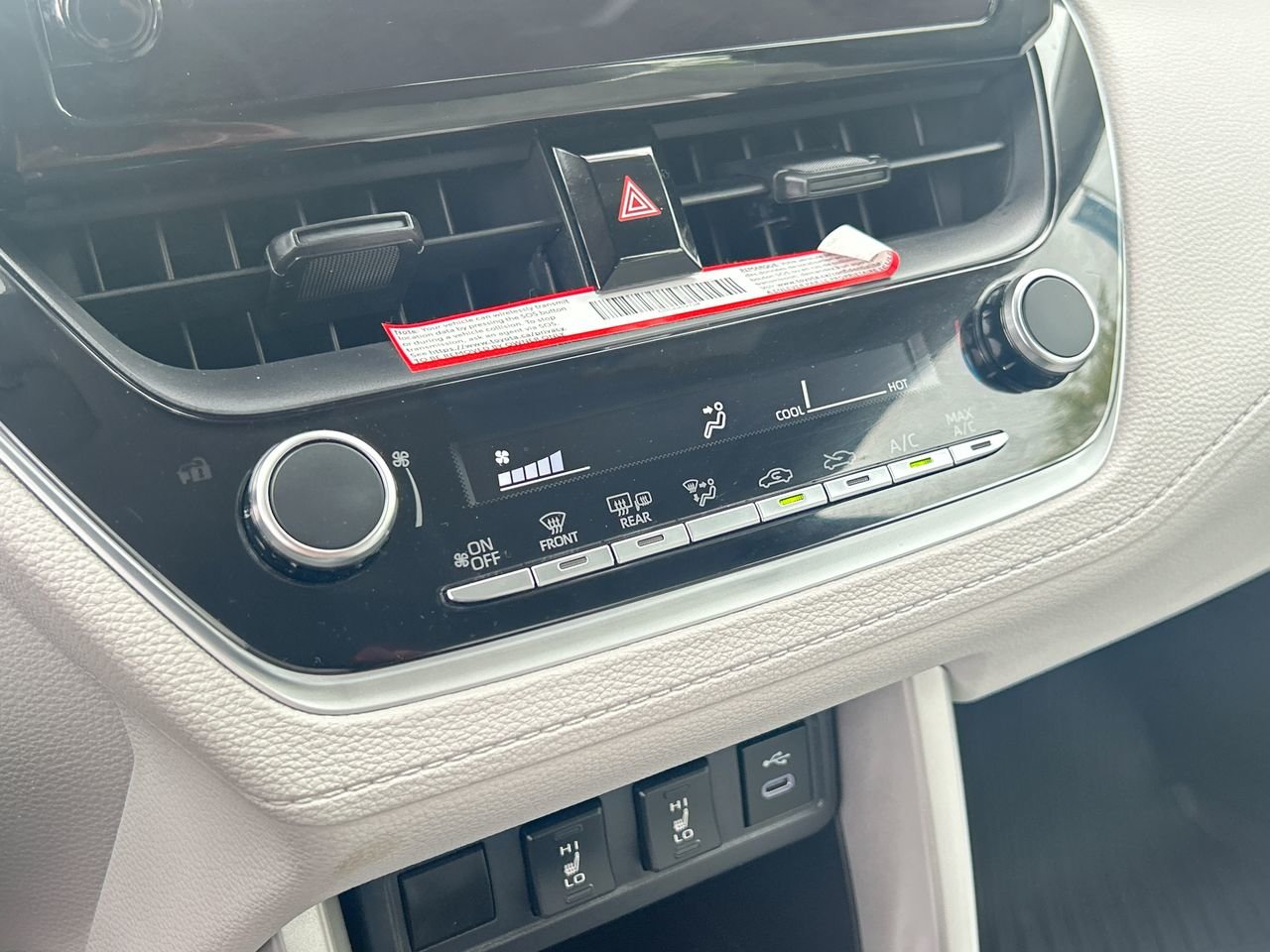 2024 Toyota Corolla Cross L, Toronto, Cash
